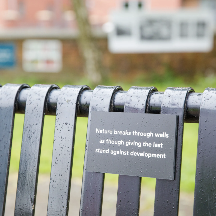 Geds_poem_parkbench_plaque_ThePeoplesRiverProject